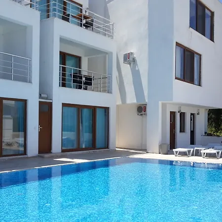 מלון Costa Mare Turkbuku 3*